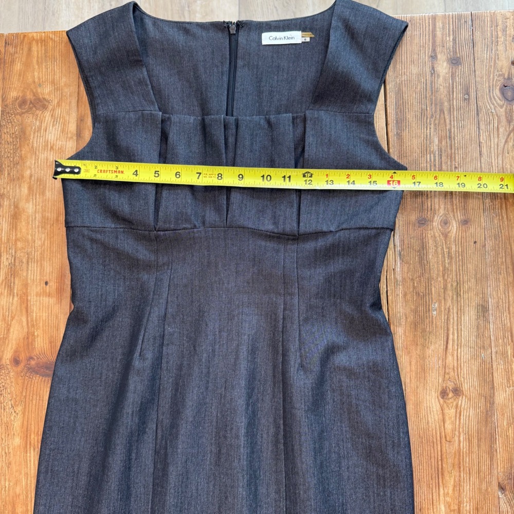 Calvin Klein Pleated Square Neck Minimalist Sheath Career Dress Charcoal 6 EUC - Picture 11 of 11